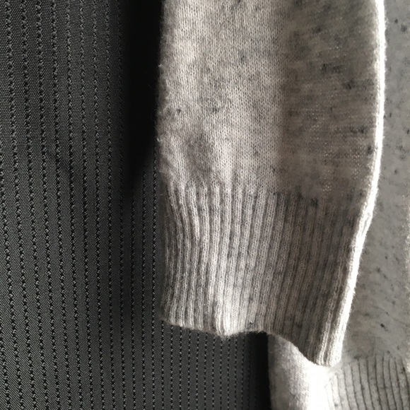 Revolution Ladies Light Grey XS 3/4 Sleeves Sweater Pull Over Top - Picture 4 of 8